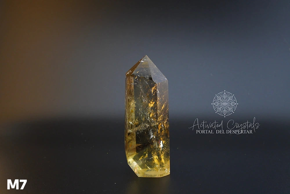Torre de Citrino Dorado Ahumado Manifestador. Cristales activados para la abundancia, prosperidad y protección. Cuarzo natural | Pieza Única