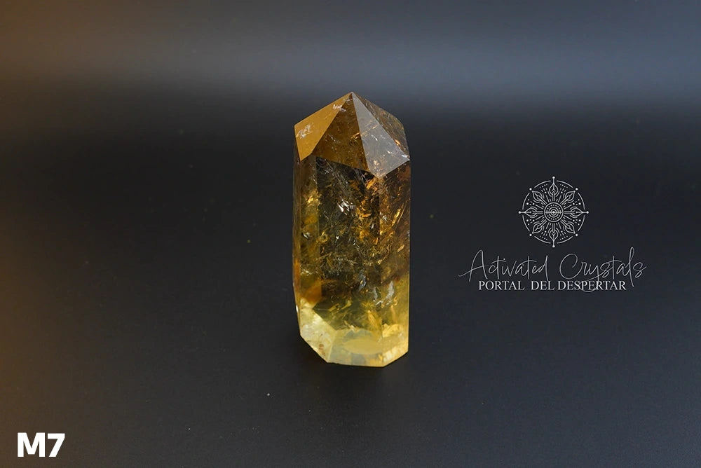 Torre de Citrino Dorado Ahumado Manifestador. Cristales activados para la abundancia, prosperidad y protección. Cuarzo natural | Pieza Única